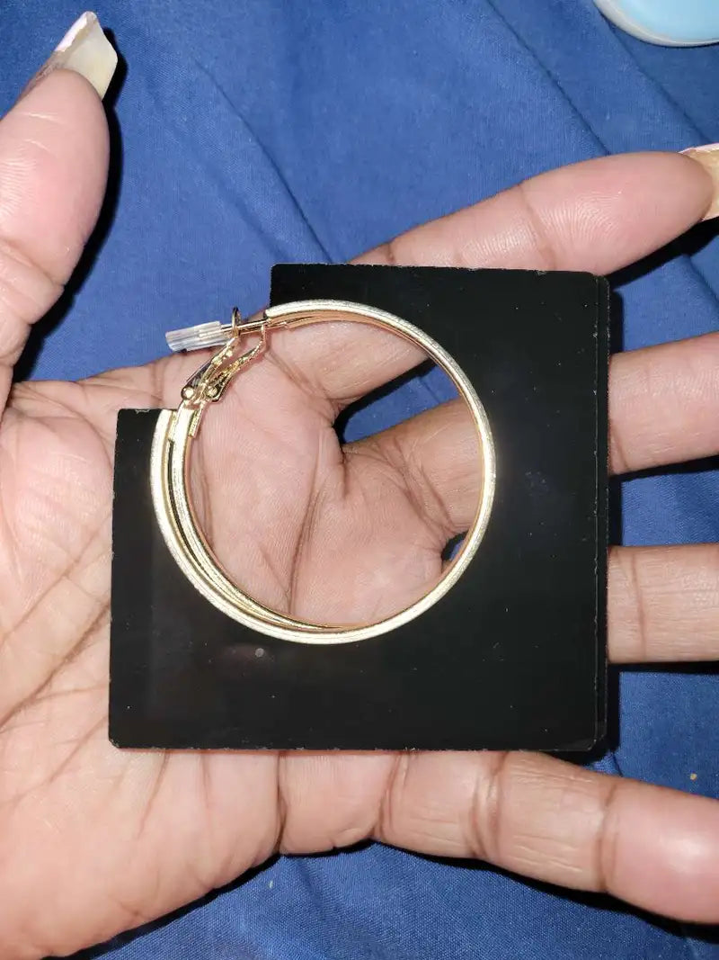 $5  and Low - Black Rhombus Shape Hollow Round Pattern Dangle Earrings